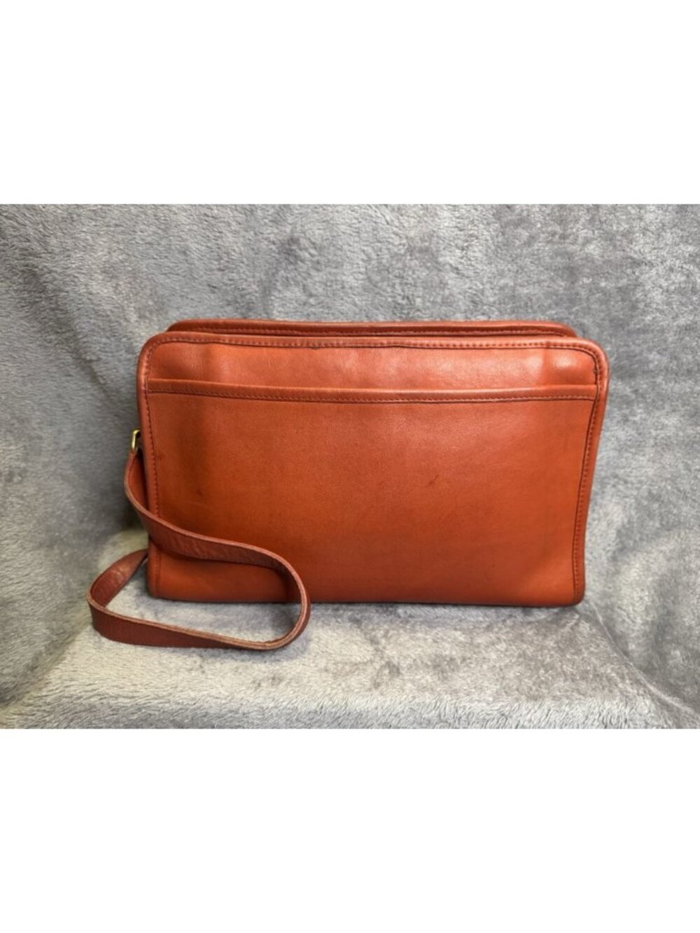 Vintage COACH Red Soft Leather Swagger Crossbody Bag Made In USA 089-7934